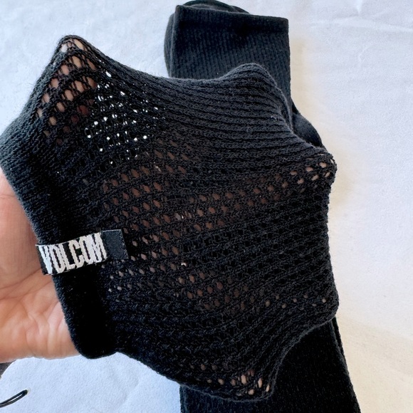 Volcom Women's Super Cozy Knit Long Crew Socks Black - Picture 6 of 6